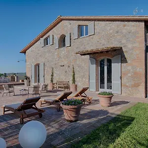 https://villa-siena.it-tuscanyhotel.com